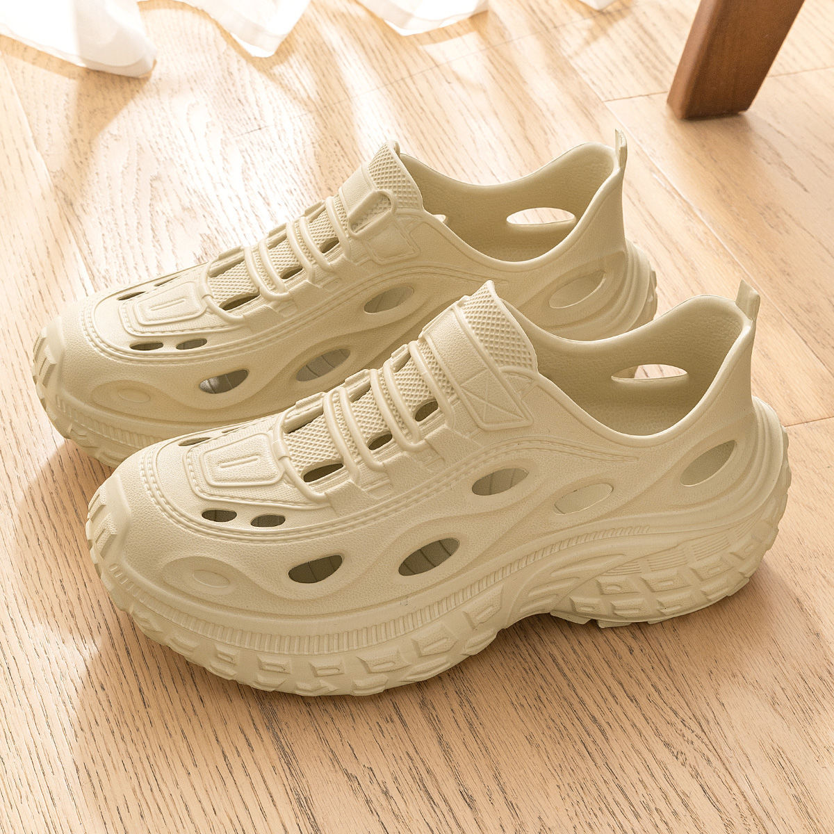 Aquatic Sports Shoes - Men's Summer Clogs for Outdoor Wear,
